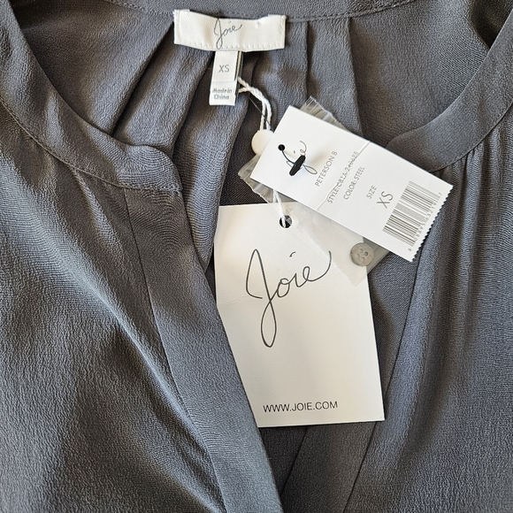 NWT Joie Peterson B Steel Silk Split Neck Blouse Xtra Small - Picture 5 of 6